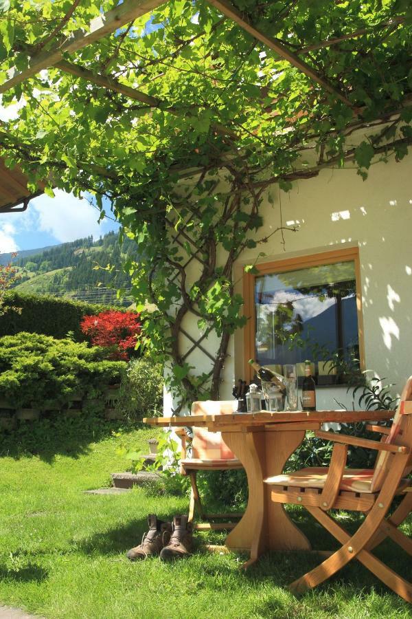 Hotel Pension Eichenhof Ried im Zillertal Eksteriør bilde
