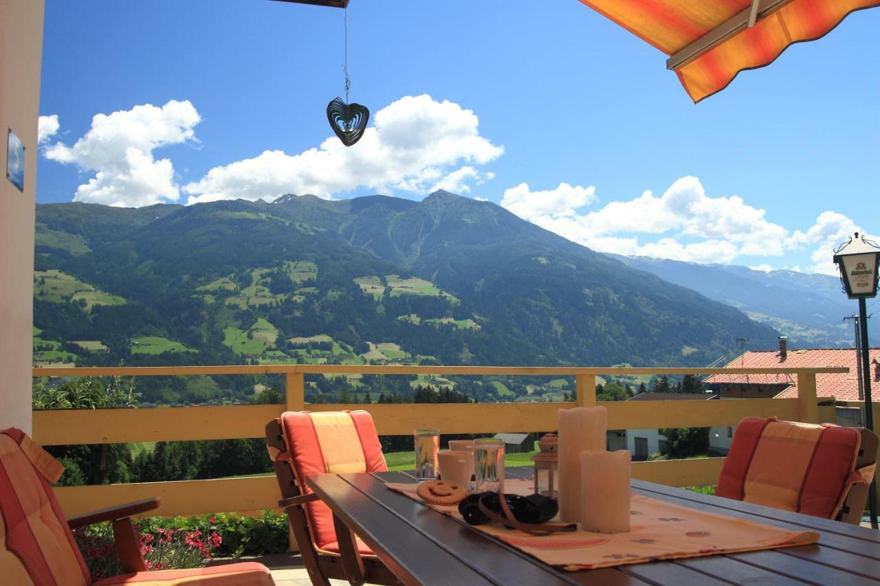 Hotel Pension Eichenhof Ried im Zillertal Eksteriør bilde