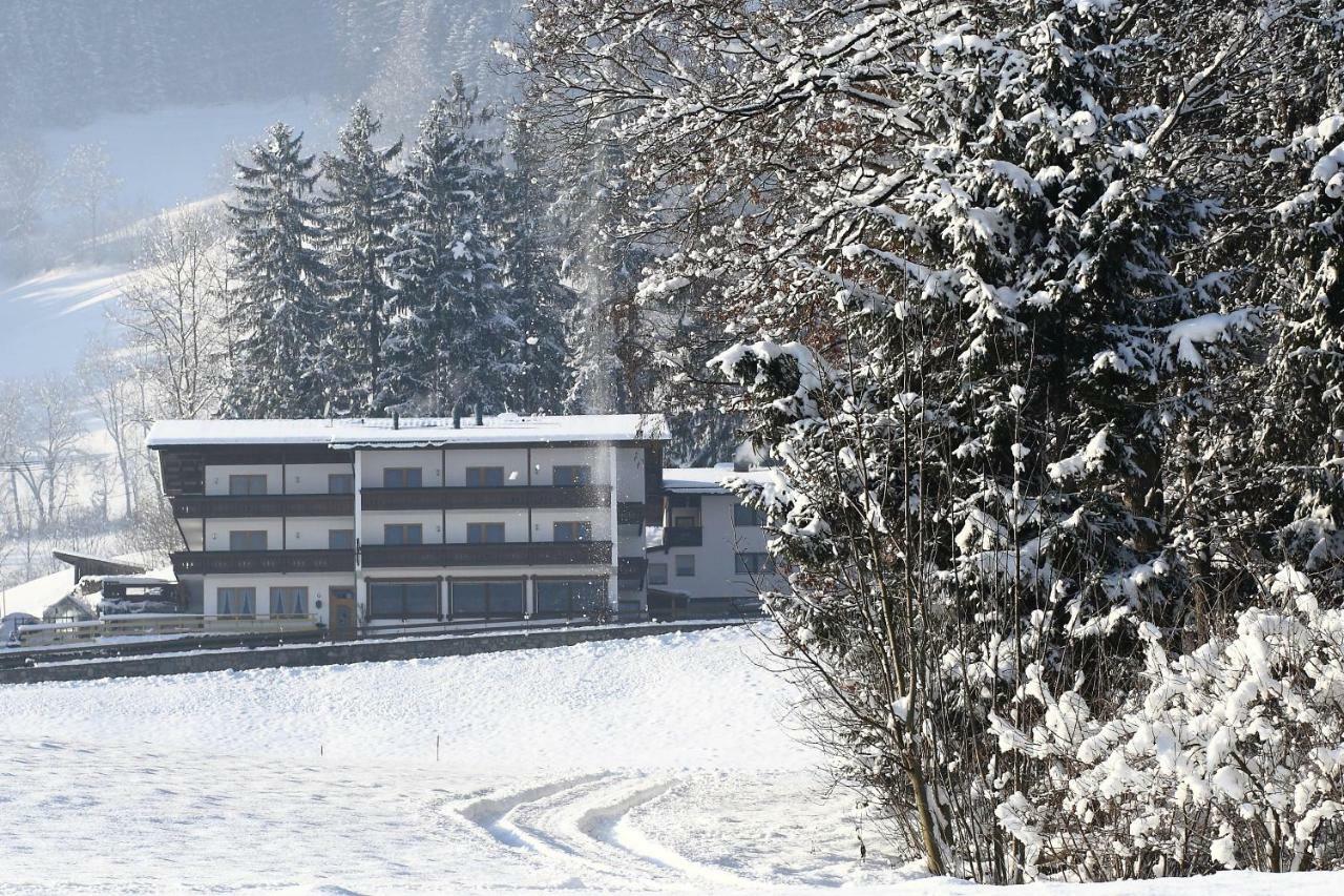 Hotel Pension Eichenhof Ried im Zillertal Eksteriør bilde