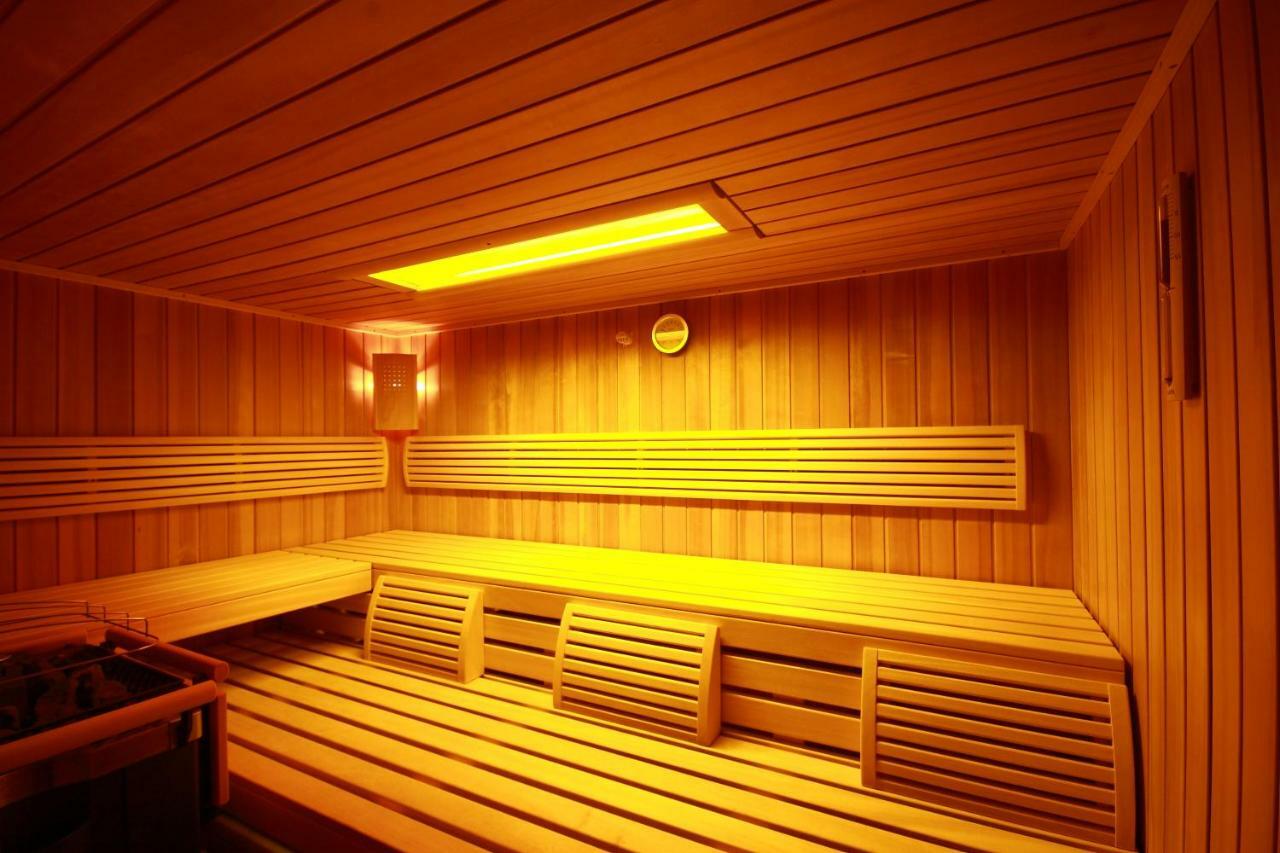 Hotel Pension Eichenhof Ried im Zillertal Eksteriør bilde