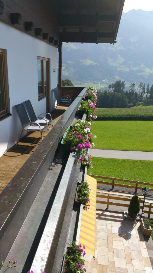 Hotel Pension Eichenhof Ried im Zillertal Eksteriør bilde